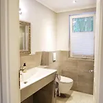 Berlin Bound Retreat 3 Bedrooms * 텔토브